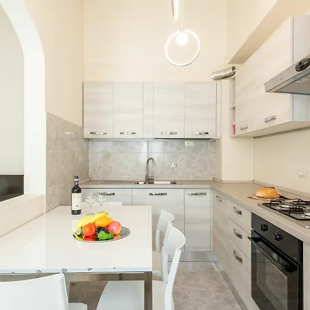Ognissanti 3 Bedrooms פירנצה